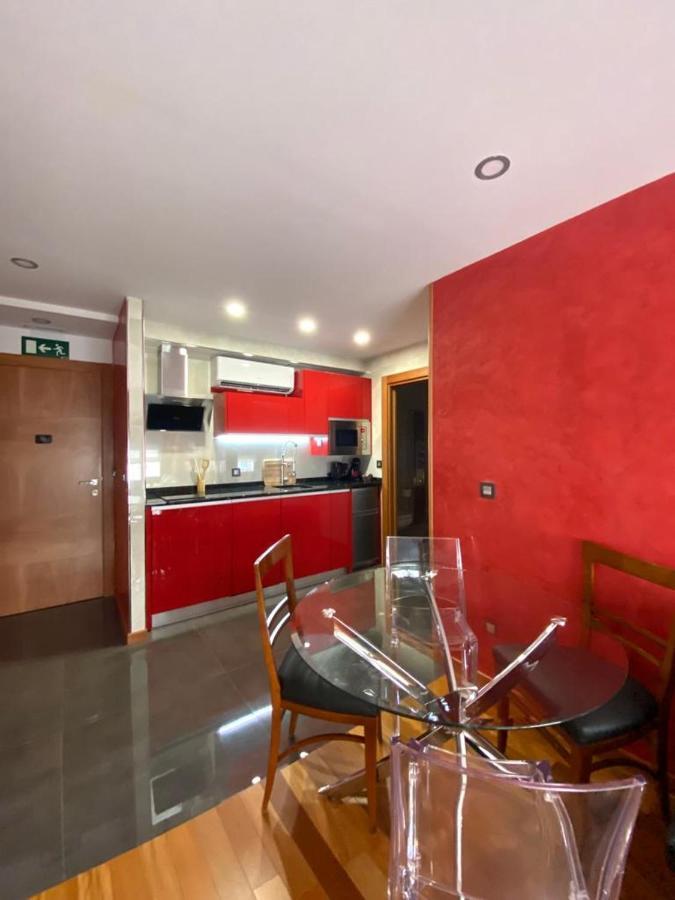 Apartamento Grand Plaza Vega Burgo Exterior foto